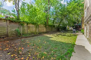 4240 N Clarendon Ave, Chicago, IL 60613 - Photo 23