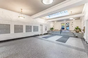 4240 N Clarendon Ave, Chicago, IL 60613 - Photo 11