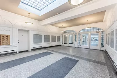 4240 N Clarendon Avenue #309N, Chicago, IL 60613 - Photo 9