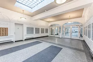 4240 N Clarendon Ave, Chicago, IL 60613 - Photo 9