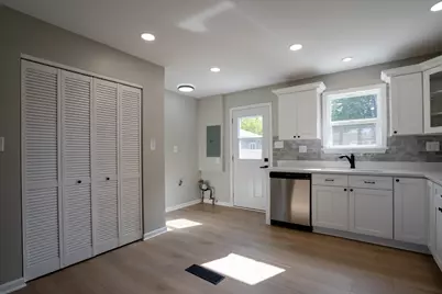 116 Saint Jude Avenue, Joliet, IL 60436 - Photo 9