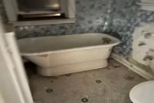 7150 S Eberhart Ave, Chicago, IL 60619 - Photo 5