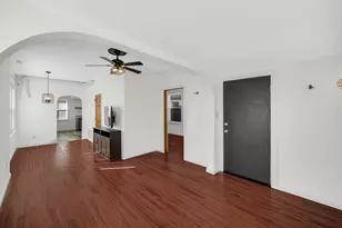 10912 S Ave J, Chicago, IL 60617 - Photo 5