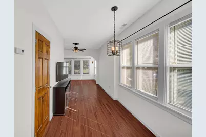 10912 S Avenue J, Chicago, IL 60617 - Photo 7