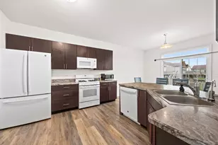 17340 Lucerne Ct, Lockport, IL 60441 - Photo 9