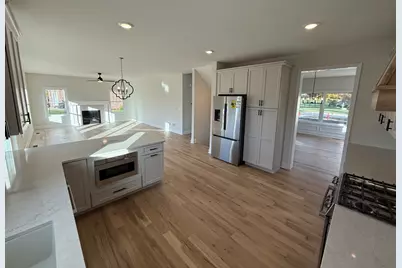 1920 Edmonds Avenue, New Lenox, IL 60451 - Photo 11