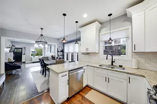 1107 E Prairie Ave, Des Plaines, IL 60016 - Photo 9