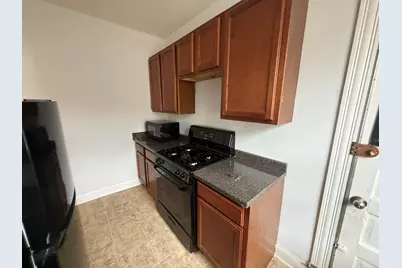 2004 W Jarvis Avenue #3, Chicago, IL 60645 - Photo 11