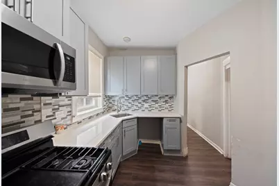 7115 S Champlain Avenue, Chicago, IL 60619 - Photo 17