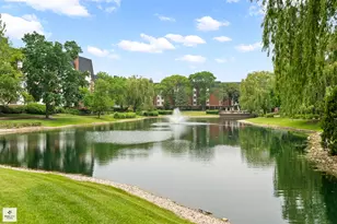 50 Lake Blvd, Buffalo Grove, IL 60089 - Photo 23