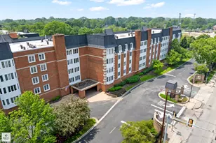 50 Lake Blvd, Buffalo Grove, IL 60089 - Photo 1