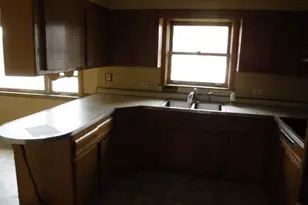 14458 Peoria St, Harvey, IL 60426 - Photo 7
