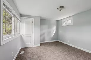 10216 S Emerald Ave, Chicago, IL 60628 - Photo 17