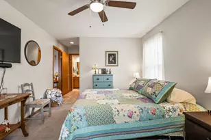 709 Erin Dr, Champaign, IL 61822 - Photo 15