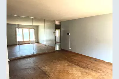 17622 Oakwood Drive, Hazel Crest, IL 60429 - Photo 5