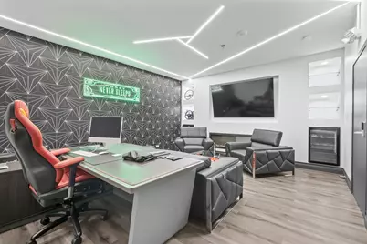 1529 N 31st Avenue, Melrose Park, IL 60160 - Photo 23