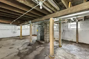 9214 S Woodlawn Ave, Chicago, IL 60619 - Photo 13