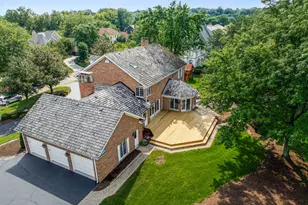 1 Hidden Lake Dr, Burr Ridge, IL 60527 - Photo 15