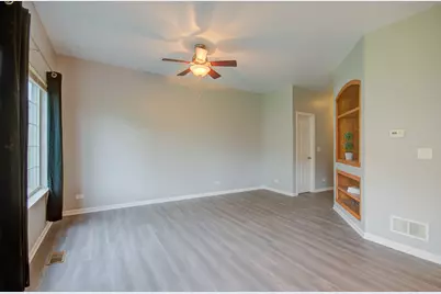 3844 Munson Street, Plano, IL 60545 - Photo 9