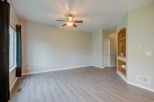 3844 Munson St, Plano, IL 60545 - Photo 9