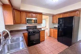 3420 203rd St, Olympia Fields, IL 60461 - Photo 7