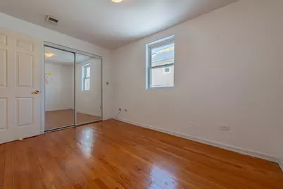 524 N Ashland Avenue, Chicago, IL 60622 - Photo 13