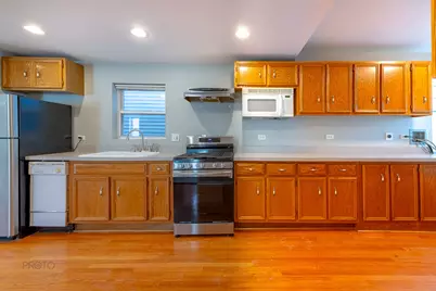 524 N Ashland Avenue, Chicago, IL 60622 - Photo 9