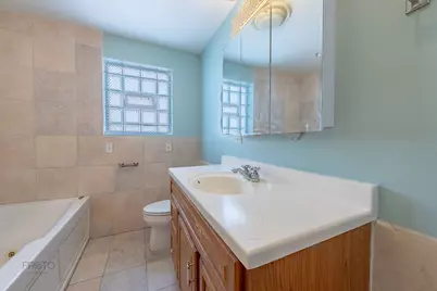 524 N Ashland Avenue, Chicago, IL 60622 - Photo 17