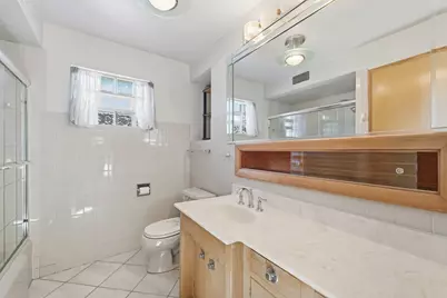 9020 S Constance Avenue, Chicago, IL 60617 - Photo 9