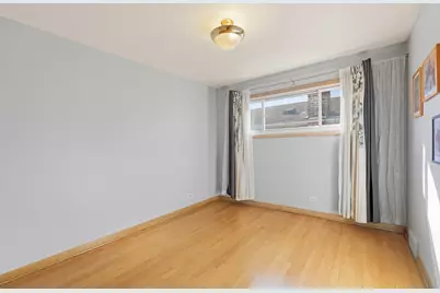 9020 S Constance Avenue, Chicago, IL 60617 - Photo 11