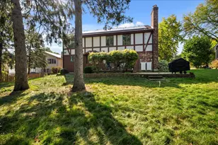 150 Shady Ln, Bartlett, IL 60103 - Photo 3