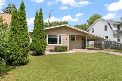 1406 W Springfield Avenue, Champaign, IL 61821 - Photo 1