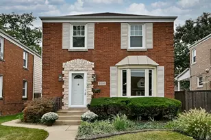 2216 N 76th Ct, Elmwood Park, IL 60707 - Photo 1