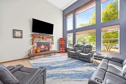 555 Litchfield Way, Oswego, IL 60543 - Photo 13