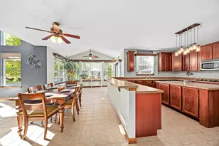 555 Litchfield Way, Oswego, IL 60543 - Photo 25