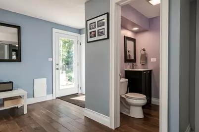 522 E Park Manor Court, Elmhurst, IL 60126 - Photo 13