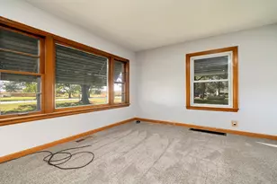 8540 Manchester Rd, Capron, IL 61012 - Photo 21