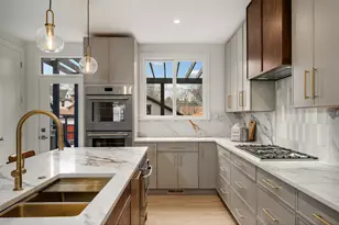 3846 N Kedvale Ave, Chicago, IL 60641 - Photo 9