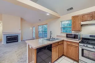 1212 Shawford Way, Elgin, IL 60120 - Photo 7