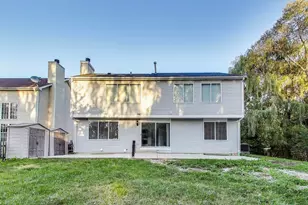 926 S W Ave, Waukegan, IL 60085 - Photo 33