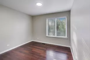 926 S W Ave, Waukegan, IL 60085 - Photo 21