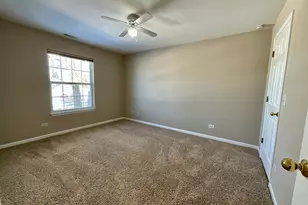 290 Crestview Dr, Wauconda, IL 60084 - Photo 9