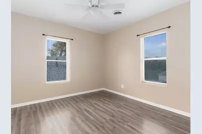 611 Jerome Avenue, Joliet, IL 60432 - Photo 5