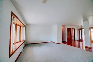 601 N Church St, Crescent City, IL 60928 - Photo 25