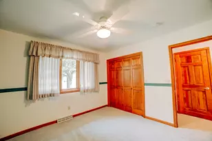 601 N Church St, Crescent City, IL 60928 - Photo 35