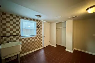 4230 Barry Ln, Oak Forest, IL 60452 - Photo 13