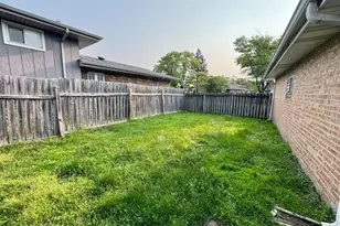 4230 Barry Ln, Oak Forest, IL 60452 - Photo 29