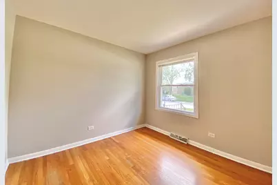 55 E Craig Drive, Chicago Heights, IL 60411 - Photo 11