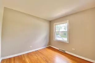 55 E Craig Dr, Chicago Heights, IL 60411 - Photo 11