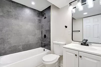 821 N Lockwood Avenue, Chicago, IL 60651 - Photo 33